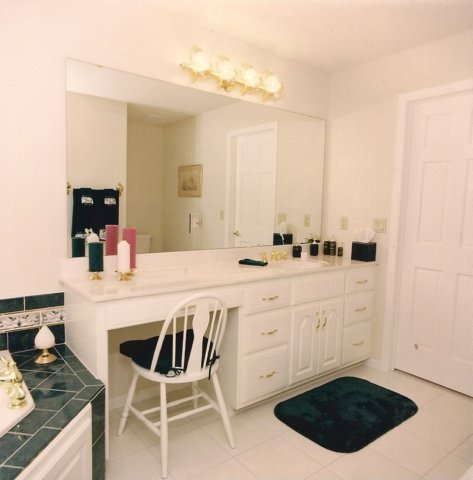 bathrooms71.jpg