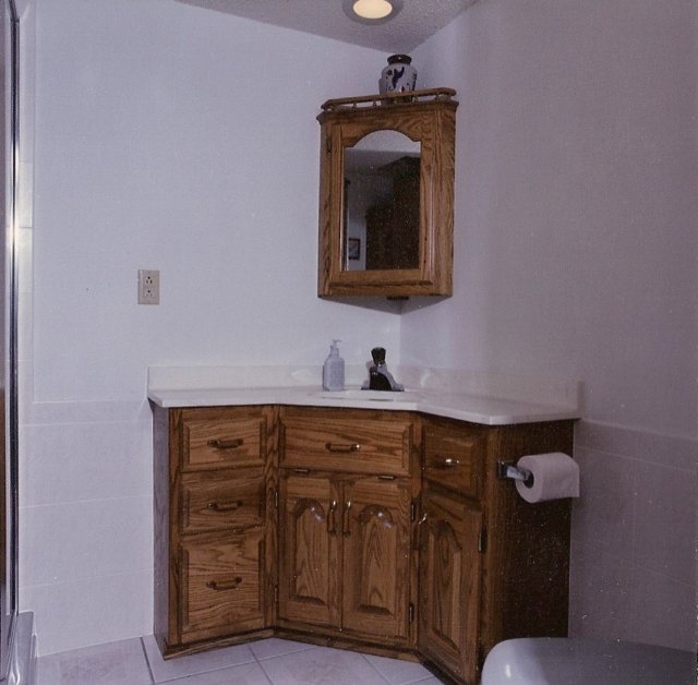 bathrooms86.jpg